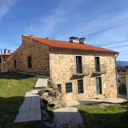 Casa Rural Fuente La Bolera Gilbuena Екстер'єр фото